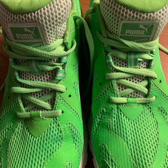 Puma Faas 500 with faasfoam Men's Athletic Shoes in Vibrant Green - Picture 2 of 4